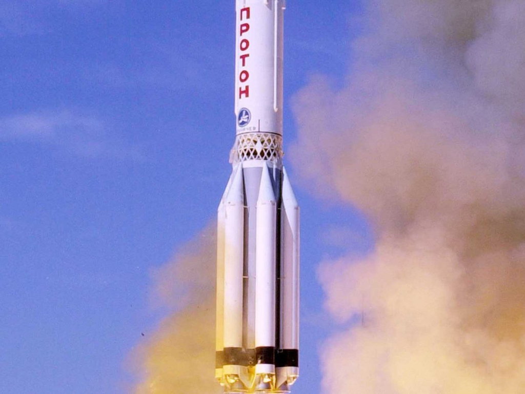 Russian Proton racks up another failure with loss of Express-AM4R ...