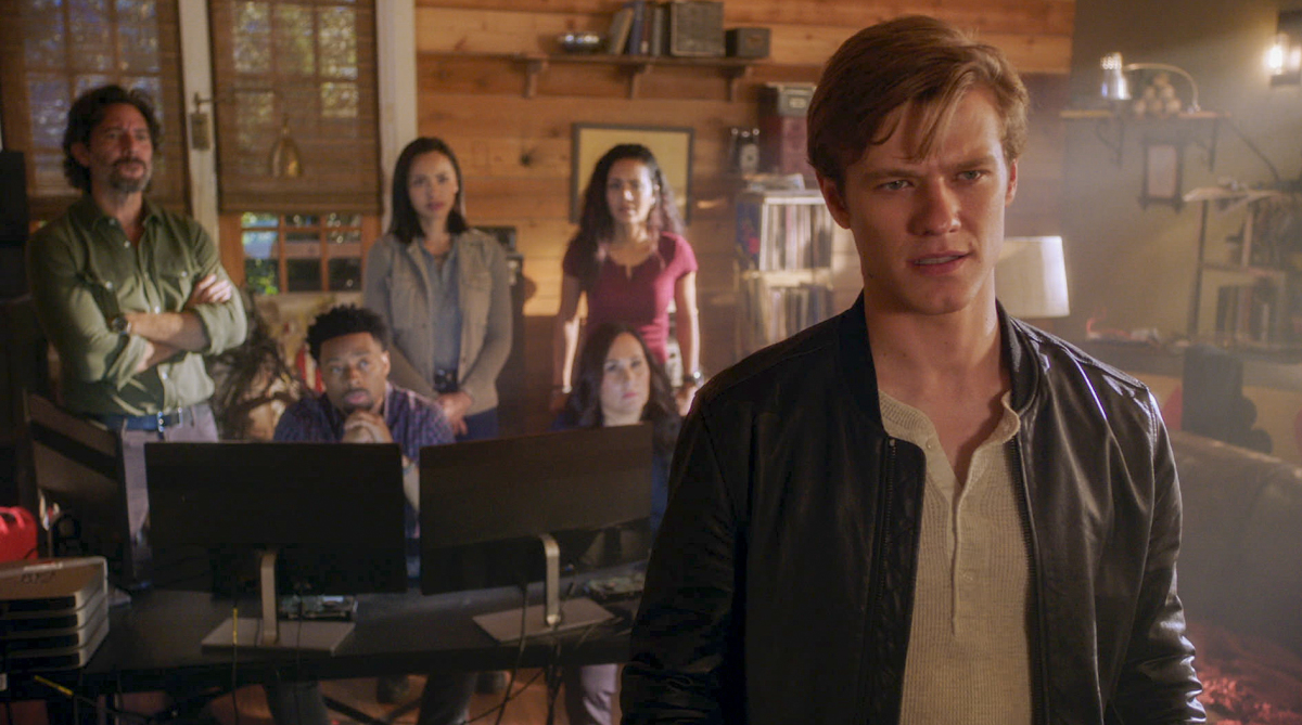 MacGyver on CBS: cancelled? season five? (release date) - canceled + renewed TV shows - TV Series Finale
