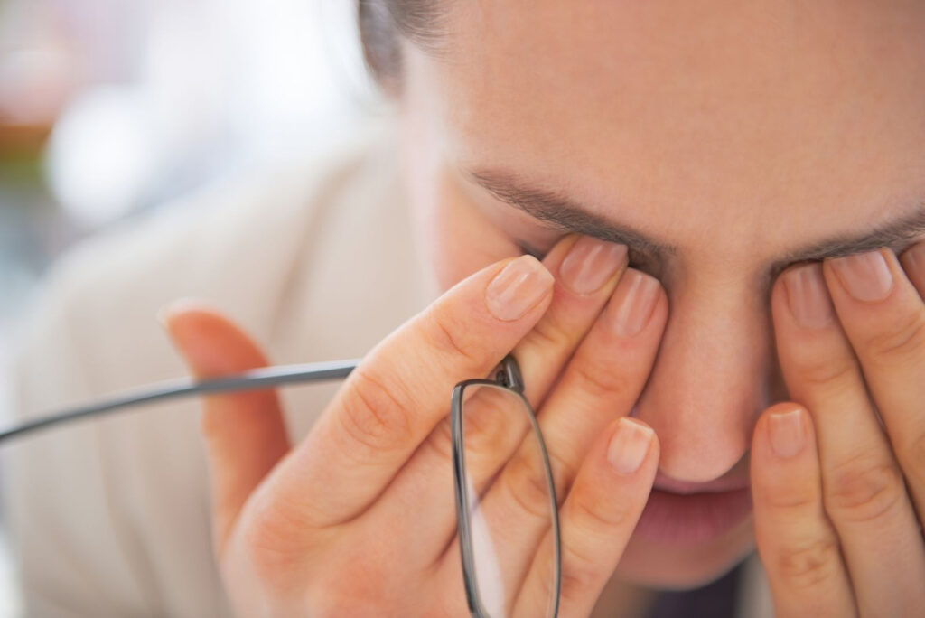 4 Reasons Why Your Vision Getting Progressively Worse & What to Do